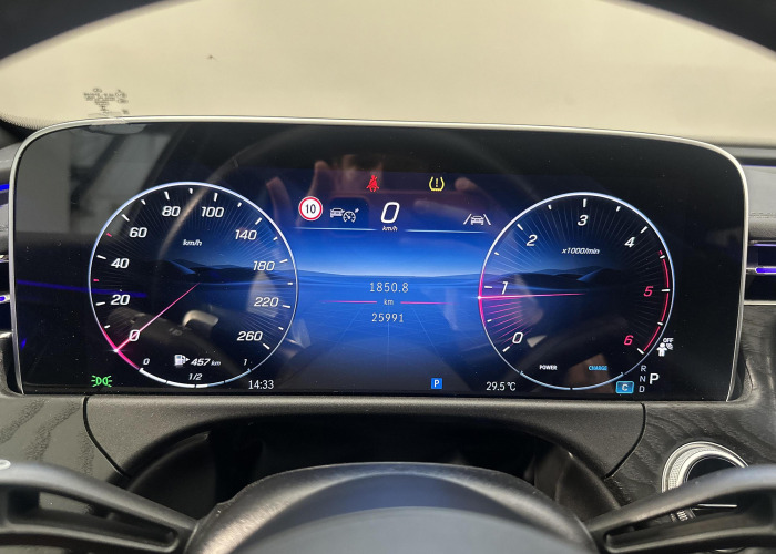 MERCEDES E220