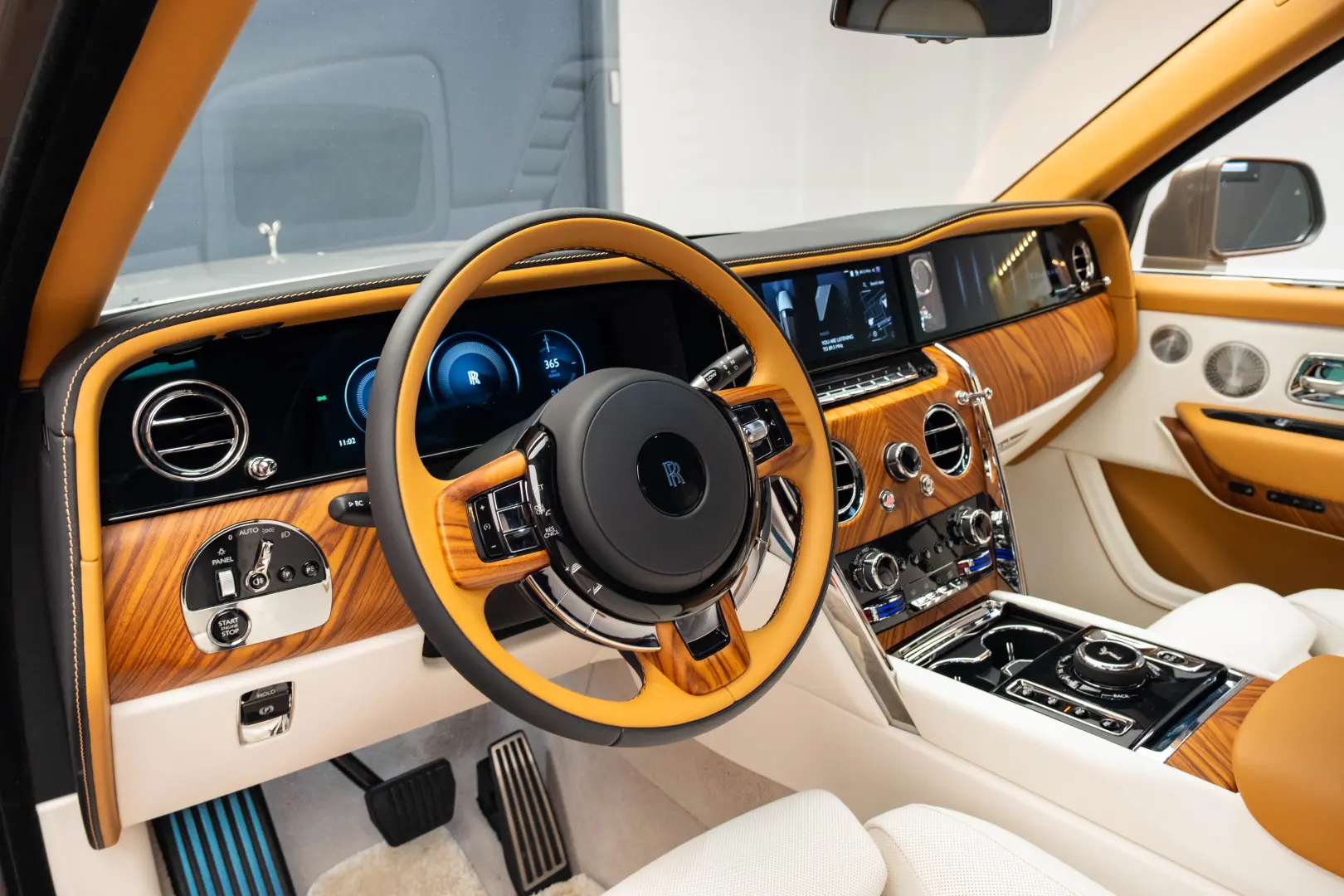 ROLLS ROYCE Cullinan