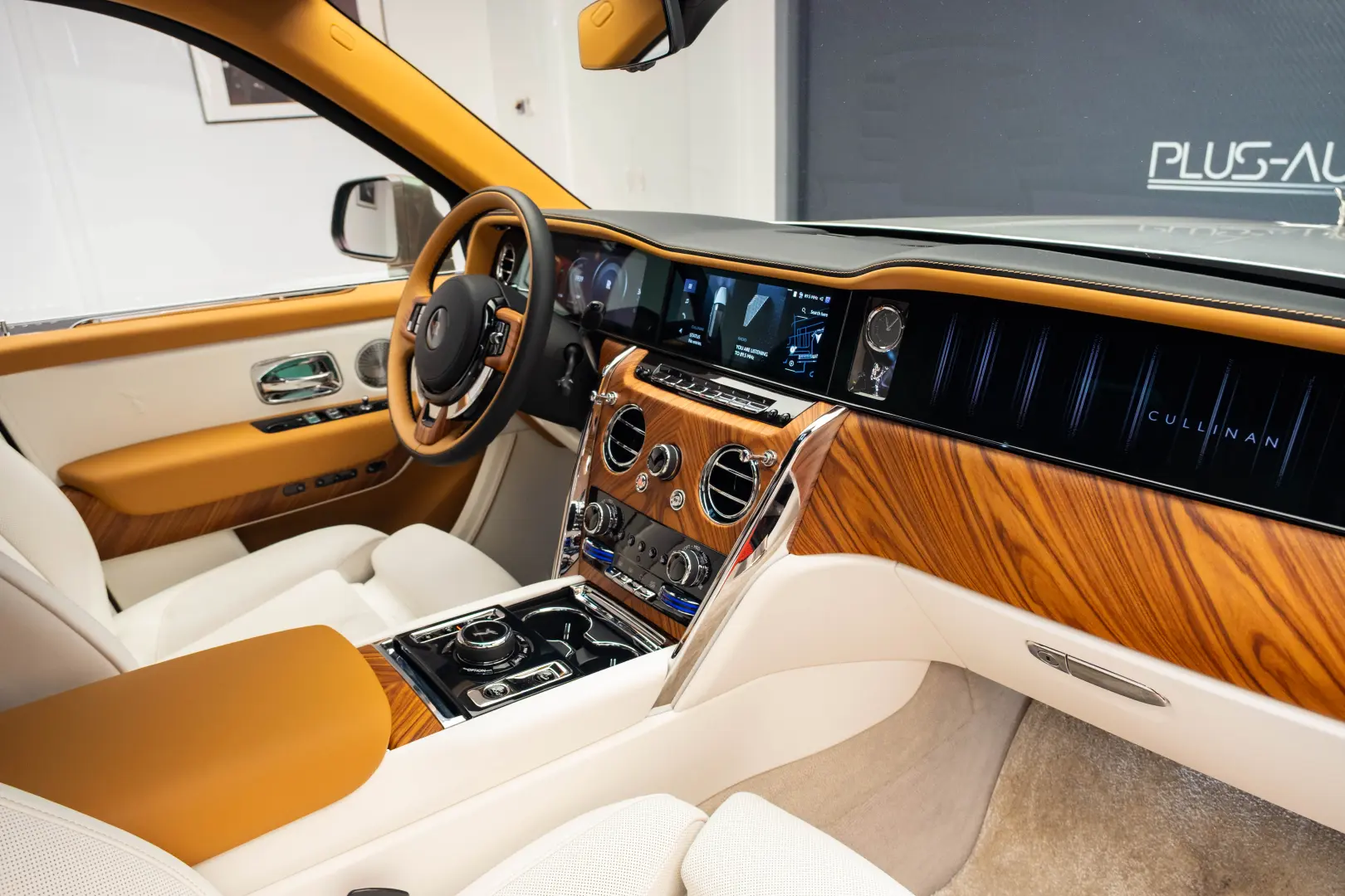 ROLLS ROYCE Cullinan